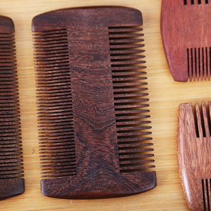 Logo personalizzato in legno da uomo barba baffi pettine Double face denti grossolani fini pettine in legno di sandalo con custodia in pelle - Product Image 4