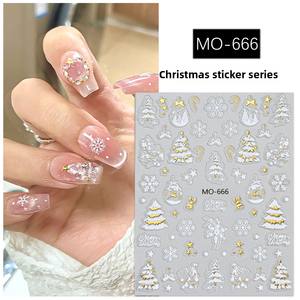 Autocollants pour ongles de Noël en résine 3D, motifs brillants en relief, flocons de neige, couronnes, autocollants imperméables, bricolage, art des ongles de Noël - Product Image 2
