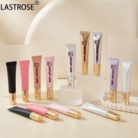 Baume à lèvres rafraîchissant en tube compressible avec applicateur massant métallique, Huile nourrissante végane pour les lèvres, Traitement repulpant et brillant pour les lèvres