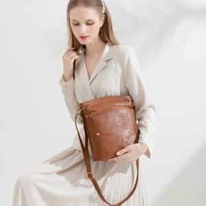 Sacs bandoulière de luxe en cuir, nouveaux styles, vente en gros, sacs messager et sacs à main en cuir véritable pour femmes - Product Image 1