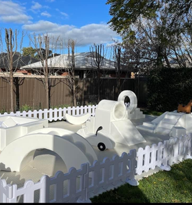 Alquiler de Equipos de Juego Suave de Madera Blanca Clásica: Castillo Hinchable, Carrusel, Piscina de Bolas para Fiestas y Bodas, Alquiler de Set de Juego Suave - Product Image 2