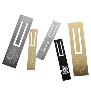 Marcapáginas Personalizados al por Mayor, Clips Metálicos 3D Personalizados, Diseño Personalizado en Latón, Acero Inoxidable, Marcapáginas Metálicos Grabados - Product Image 2