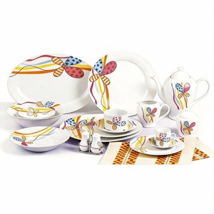 Set da 47 Pezzi in Fine Porcellana con Motivo Floreale Nero e Rosso, Servizio di Piatti in Ceramica HARVIT HYPR-A277 per Feste - Product Image 3