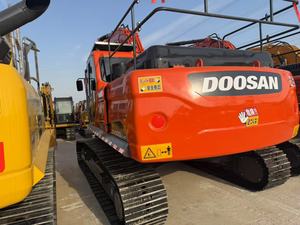Excavatrice hydraulique d'occasion Doosan DX225 de grande taille, 22 tonnes, avec moteur d'origine, pompe à engrenages, capacité de la benne de 1,2 m, modèle 2022 - Product Image 2