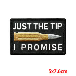 Parche Táctico de Silicona 3D de PVC con Diseño de Chica Comiendo Pollo para Juegos - Product Image 3