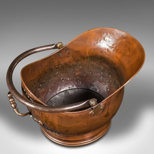 Seau à charbon en cuivre décoratif élégant parfait pour stocker le charbon près de la cheminée améliore l'ambiance chaleureuse de la maison de style campagnard - Product Image 1