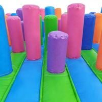 Parcours d'obstacles gonflable commercial en PVC pour l'extérieur, idéal pour le team building et les événements de carnaval