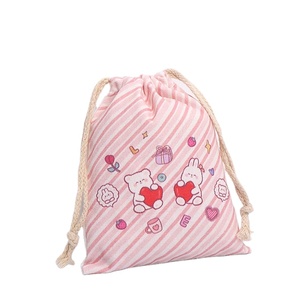 Resistente e riutilizzabile in cotone con coulisse zaino in tela con tasca laterale modello cartone animato sport Gym Sack per uomini e donne - Product Image 1