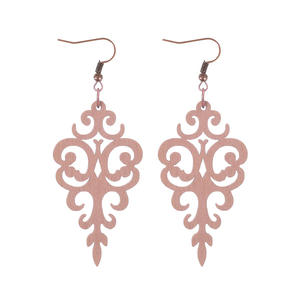 Boucles d'oreilles en bois géométriques sculptées en forme de feuille de papillon boucles d'oreilles pendantes pour femmes Uionen 1223 - Product Image 5