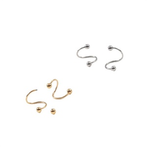 ต่างหูแฟชั่นสแตนเลสสตีลประดับเพชรซิร์คอนชุบทอง 18k รูปทรงเกลียว - Product Image 1