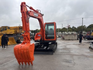 Doosan-Miniexcavadora DX75, larga vida útil, bien mantenida, para riego de jardines, construcción, motor de engranaje operativo de 7 toneladas - Product Image 5