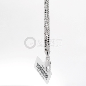 Cordón de Muñeca Robusto de Platino Pt950 Blanco con Triple Cierre y Eslabones Desplazados para Unisex, Joyería de Muñeca de Platino Resistente para Exteriores - Product Image 2