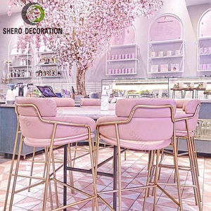 Design d'Interni Moderno e Lussuoso per Caffetterie e Panetterie |   Soluzione Completa Personalizzata per Banconi e Espositori: Design Personalizzato per Negozi - Product Image 2