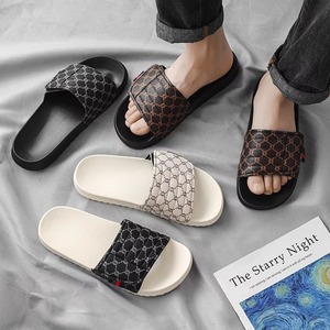 Designers Luxury Hot Sale Flat Beach <b>slippers</b> Hard Wearing Casual Indoor Outdoor <b>slippers</b> Factory Wholesale Price Man <b>Slippers</b> - Product Image 1