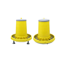 Mangeoires de haute qualité à capacités variées 20L 22L 12L pour poulets, mangeoire automatique pour animaux d'élevage avec pieds