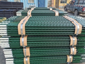 Steel T Fence Post Studded Farm Fence Post Powder Coated Metal Fencing for Livestock Animal Fencing - Product Image 4