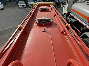 Isuzuu Oil Tanker 15cbm Camión cisterna <span class=keywords><strong>de</strong></span> combustible Camión dispensador <span class=keywords><strong>de</strong></span> combustible en <span class=keywords><strong>venta</strong></span> (4) - Product Image 5