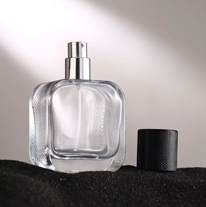 Flacon de parfum de qualité supérieure Eric 30ml 50ml 100ml, flacon en verre à sertir plat, forme échelle, vaporisateur en aluminium - Product Image 3