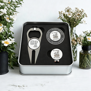 Juego de regalo de golf hecho en China, varios diseños de letras, juego de herramientas para divots, marcador de pelota de golf promocional personalizado con ficha de póker esmaltada - Product Image 6
