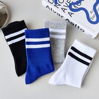 Chaussettes de sport en tricot rayées personnalisées en gros, chaussettes de cyclisme athlétiques à logo personnalisé, chaussettes en tissu éponge avec logo