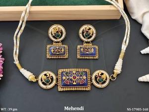 Ensemble de collier de fête en or antique, design de bijoux, polissage mehendi, élégant, bijoux traditionnels, parfait pour les femmes - Product Image 6