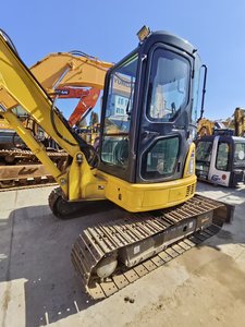 Miniexcavadora Komatsu PC55/PC56 Usada en Japón de 5.5 Toneladas con Componentes Principales del Motor Incluidos en Venta - Product Image 5