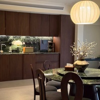 Table à manger ronde moderne de luxe en marbre vert glacé avec plateau tournant Lazy Susan assorti pour mobilier de maison et salle à manger de villa