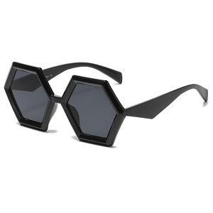 Lunettes de soleil tendance 2024 personnalisées unisexe, grande monture noire avec verres hexagonaux diamantés UV400, style mode Ins - Product Image 5