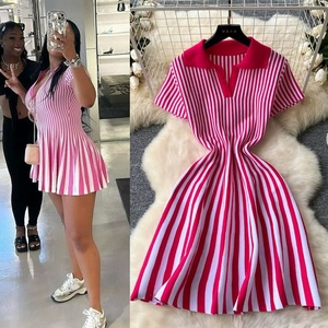 Robe moulante à manches courtes à rayures colorées printemps-automne, robe courte à volants plissés, pull en tricot pour femmes - Product Image 3