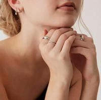 Bague croisée CZ avec diamants pavés, bague en X minimaliste, bijoux d'éternité pour femme, bague croisée double rangée en zircon