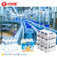 Remplisseur automatique de ligne d'usine de production d'eau en bouteille Emballage de capsulage Eau minérale pure 3 en 1 Remplisseuses de liquide d'embouteillage