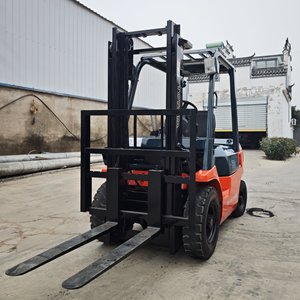 Chariot élévateur Toyota de 3 tonnes d'occasion, chariot élévateur diesel Toyota 30 FD30 de 3 tonnes à vendre - Product Image 2