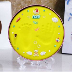 Kit DIY 3D pour empreintes de bébé : cadre pour empreintes de mains et de pieds, plaque en argile et silicone - Product Image 6