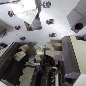 WEIKE CNC alta calidad aluminio ventana puerta cuatro cabezas esquina conjunto <span class=keywords><strong>prensa</strong></span> máquina prensadora - Product Image 3