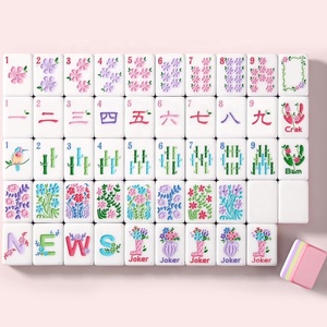 Fichas de Mahjong Americanas de Acrílico Rosa Premium, Juego de 4 Capas con Diseño Floral Hecho a Mano, para Entretenimiento en el Hogar y Fiestas - Product Image 1