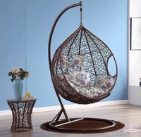 Mobilier d'extérieur balançoire de patio chaise œuf suspendue prix bon marché vente d'usine chaise œuf suspendue en rotin