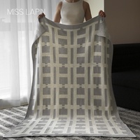 Vente en gros personnalisé super canapé texturé jeter couverture couvertures doux lit fin léger luxe coton jeter couverture