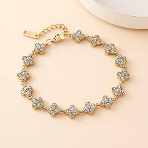 <span class=keywords><strong>Pulsera</strong></span> <span class=keywords><strong>de</strong></span> tenis Lucky Clover <span class=keywords><strong>de</strong></span> acero inoxidable con cadena, joyería ajustable con cierre <span class=keywords><strong>de</strong></span> extensión, regalo <span class=keywords><strong>de</strong></span> moda para mujer, colores al por mayor - Product Image 3