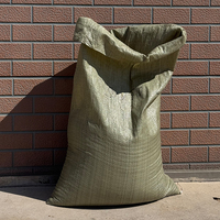 Sacs en plastique tissé PP vert militaire durables de 50 kg, résistants à l'humidité, réutilisables, impression offset, taille personnalisée acceptée