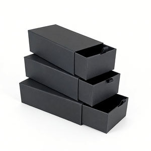 Boîtes cadeaux rigides recyclables en carton noir de luxe pour shampoing pour cheveux avec logo personnalisé - Product Image 1