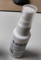 Petite bouteille pulvérisatrice multifonctionnelle en plastique HDPE de 20 ml avec impression sérigraphique et pulvérisateur à pompe, MOQ 100 pièces