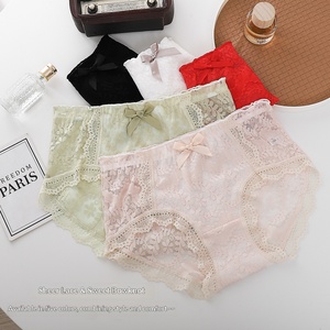 Braguitas de Encaje Sexy al por Mayor con Lazo y Logotipo en la Cintura, Transpirables, de Tiro Medio, para Uso Diario, para Mujeres Jóvenes - Product Image 4