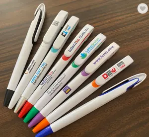 قلم حبر جاف بلاستيك ترويجي رخيص بألوان كاملة للطباعة فوق البنفسجية مع شعار مخصص