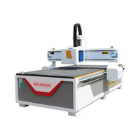 Machine de fraisage CNC pour bois 1325 1530 économique avec broche refroidie par air HQD, table de travail à vide 6 zones, contrôle NC Studio et pompe moteur