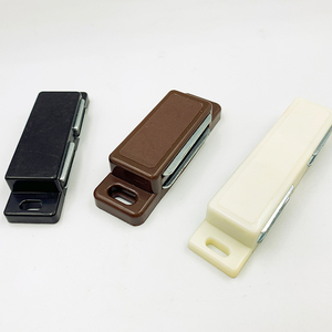 Loquet magnétique pour <span class=keywords><strong>porte</strong></span> d'armoire de cuisine / support de <span class=keywords><strong>porte</strong></span> magnétique / loquet de <span class=keywords><strong>porte</strong></span> d'armoire en plastique - Product Image 4