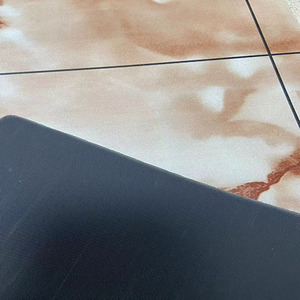 Meilleur prix d'usine, revêtement de sol en <span class=keywords><strong>vinyle</strong></span> personnalisé, design marbre bois, épaisseur 0,5 mm, <span class=keywords><strong>tapis</strong></span> antidérapant, rouleau de revêtement de sol en PVC - Product Image 5