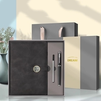 Carnet et stylo avec logo personnalisé dans un coffret cadeau rigide, emballage haut de gamme pour les occasions professionnelles
