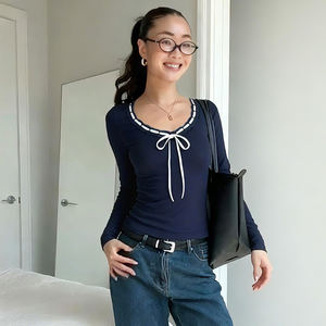 Camiseta de manga larga con lazo tejido de encaje estilo preppy americano para mujer, cuello en V, corte ajustado, sexy, básica, para todas las estaciones - Product Image 3