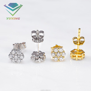 Factory to Ship 925 Sterling <b>Silver</b> 18k Gold Plated VVS D Color Moissanite Diamond Flower <b>Stud</b> Earrings with GRA Certificate - Product Image 4