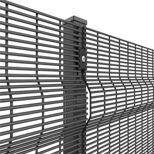 Clôture de sécurité métallique anti-escalade ClearVu 358 de 1,80 m, maille anti-coupure et anti-perçage, modélisation 3D pour la construction de prisons, les chantiers et les fermes solaires - Product Image 2